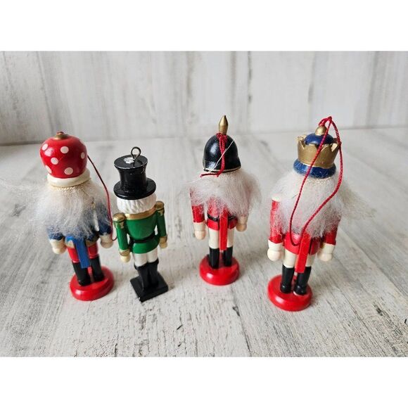 Vintage nutcracker ornament soldier set red green - Picture 8 of 11